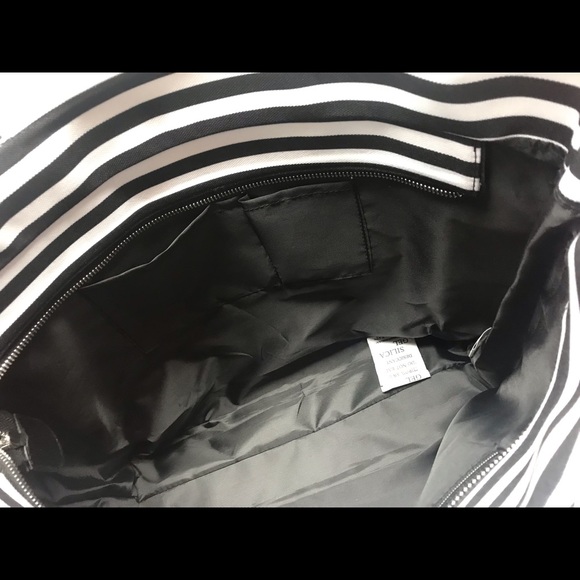 NEW! Canvas window display zipper storage tote - Picture 3 of 4